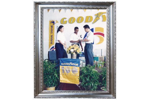 /milestone/1998.png